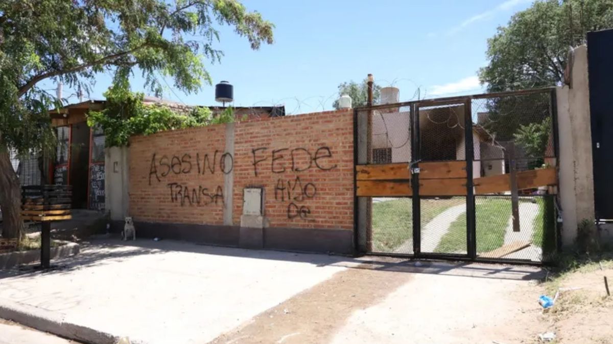 Neuquén: neighbors set fire to the house of a person accused of a drug crime