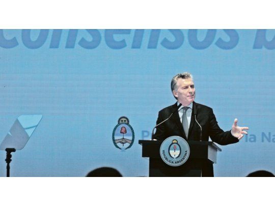 Discurso. Mauricio Macri aseguró que su plan de reformas no implicará un ajuste fiscal, pero advirtió que hará falta que “cada uno ceda un poco”.