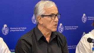 El ministro de Trabajo sostuvo que la partida aprobada en la Caja de Profesionales iba contra la ley y respaldó la anulación de la resolución. El ministro de Trabajo sostuvo que la partida aprobada en la Caja de Profesionales iba contra la ley y respaldó la anulación de la resolución.