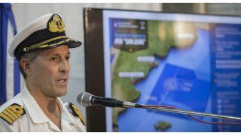 La Armada Argentina informó que durante el fin de semana se registraron olas de cinco metros y vientos con ráfagas de 75 kilómetros por hora en la zona de búsqueda.