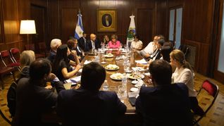 El bloque libertario cuenta los votos y ve un escenario laboral para el tratamiento de la reforma laboral. El bloque libertario cuenta los votos y ve un escenario laboral para el tratamiento de la reforma laboral.