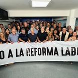 La UOM, Aceiteros y las CTA, entre otros, se movilizarán a Córdoba y Rosario contra la reforma laboral. La UOM, Aceiteros y las CTA, entre otros, se movilizarán a Córdoba y Rosario contra la reforma laboral.