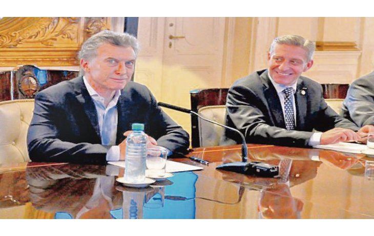 TENSIÓN. La relación entre Mauricio Macri y Mariano Arcioni no logra todavía la suficiente sintonía política, pese a las señales de la provincia.