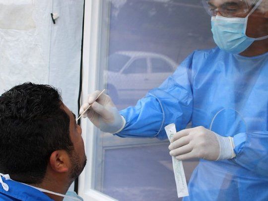 El ministro de Salud porte&ntilde;o, Fern&aacute;n Quir&oacute;s, sostuvo que el sistema p&uacute;blico en Ciudad puede hacer 4.000 tests diarios para coronavirus.