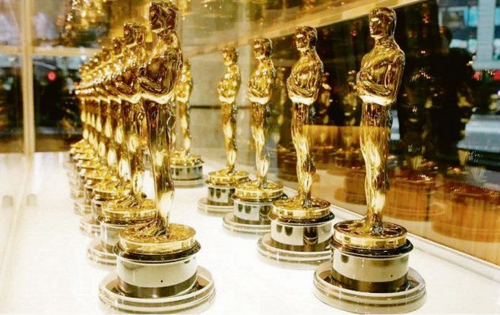 Oscar 2021. Las estatuillas esperan en la Union Station de Los Angeles.visibility