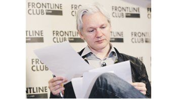 Julian Assange, fundador de WikiLeaks, presentó ayer en Londres el dossier de mails de la empresa Stratfor. Dijo que esta semana habrá revelaciones de alto impacto.