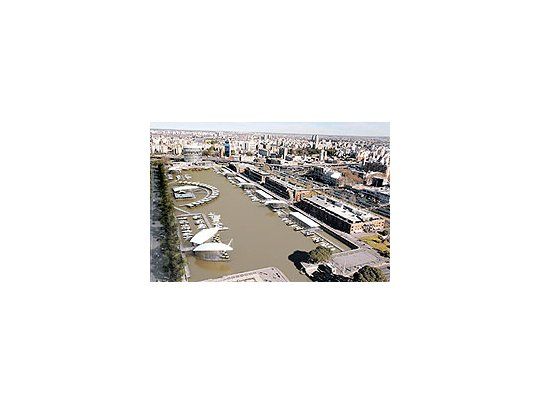 De construirseMadero Walks(aún no estáaprobado),miles deporteños yturistas sequedarán sinlas bellasvistas que hoybrinda pasearpor los Diques1 y 2.