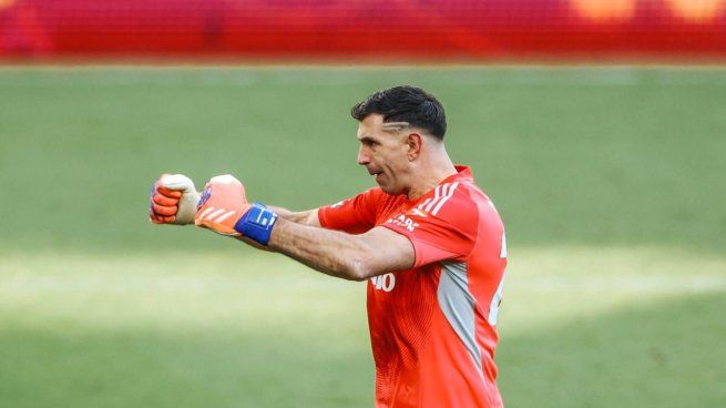 El Dibu Martínez fue una de las figuras del Aston Villa.