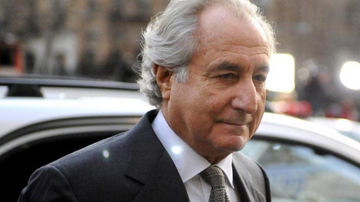 Bernie Madoff, de gur&uacute; de los mercados a uno de los mayores delincuentes de guante blanco de la historia.