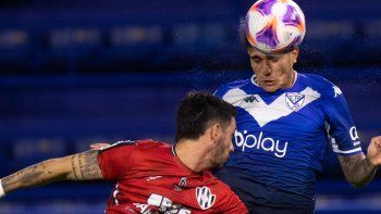 Se va con una sonrisa. Vélez le ganó a Central Córdoba y cerró la Liga Profesional con cinco triunfos seguidos como local.