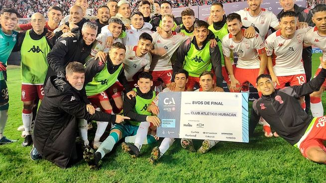 Huracán fue más, pero necesitó de los penales para avanzar a la Copa Argentina.