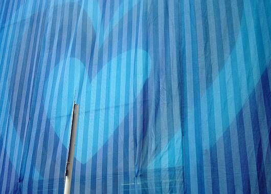 El mural, antes de que caiga el telón