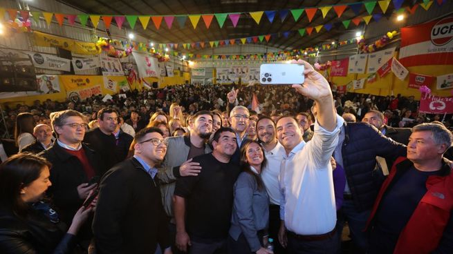 Gustavo y Juan Pablo Valdés, en un acto de campaña.