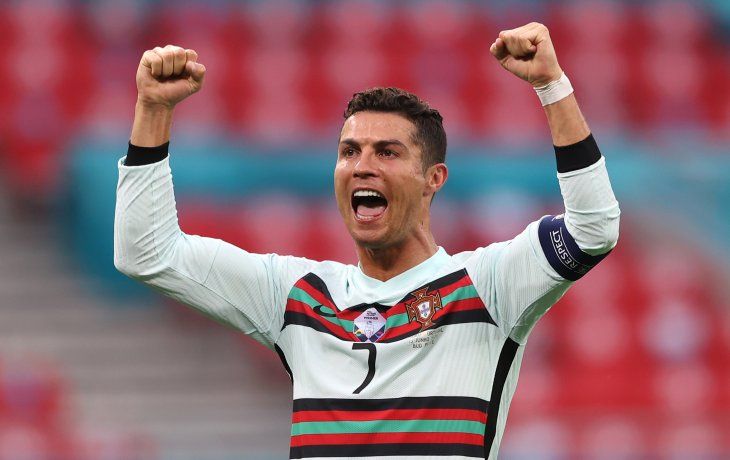 Cristiano Ronaldo anotó por duplicado y es el máximo goleador histórico de la Eurocopa.