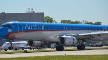 Un vuelo de Austral marcó el regreso de las operaciones aerocomerciales a Mar del Plata.