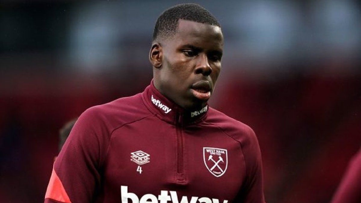 Soccer player Kurt Zouma apologized after the viralization of the video where he attacks his cat