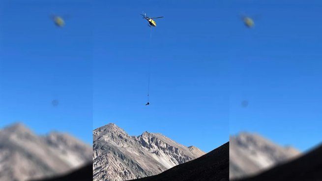 El momento del rescate de los dos turistas platenses 