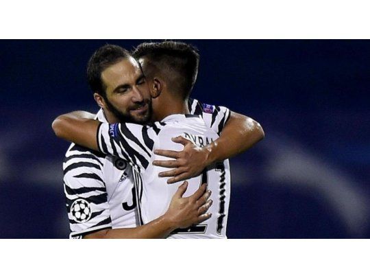 Higuaín y Dybala marcaron en la goleada de Juventus. (Foto sitio oficial Juventus).