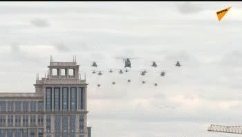 el imponente desfile aereo del ejercito ruso en el 75º aniversario del fin de la segunda guerra