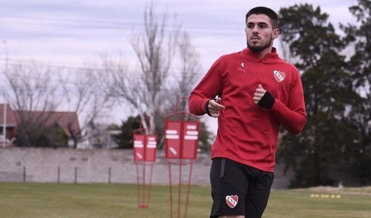 Uruguayan defender Edgar Elizalde did not add minutes in this Professional League Cup and his last presence in Independiente was in August 2023, when he played a quarter of an hour in the 2-1 victory over Vélez.  For this reason, Carlos Tevez lowered him to the Reserve.