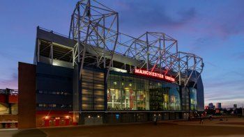 El gigante energético Ineos inició el proceso para comprar al Manchester United. Jim Ratcliffe, propietario del grupo, es hincha confeso.