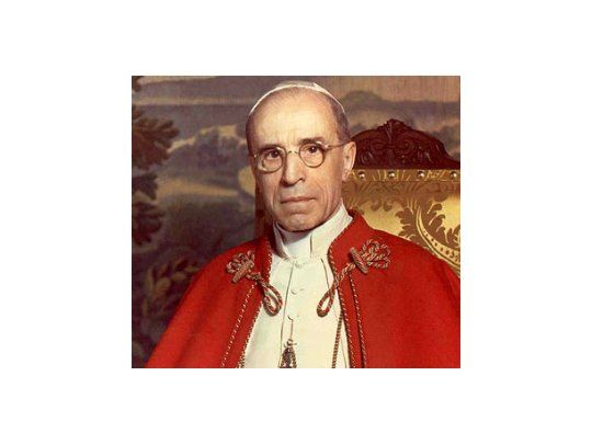 Aseguran que Francisco investigará el accionar de Pío XII durante el Holocausto