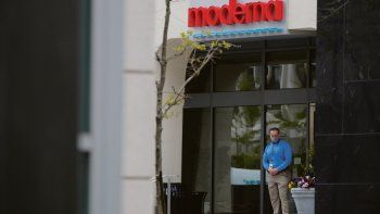 PROMESA. El laboratorio Moderna Therapeutics, en Cambridge, Massachusetts, revolucionó ayer al mundo al dar cuenta de un avance importante hacia una vacuna contra el Covid-19.