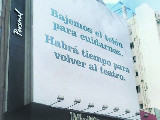 Multiteatro. La desoladora marquesina que se ve hoy.