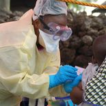 Los contagios implican varias ciudades de Uganda y Congo. Los contagios implican varias ciudades de Uganda y Congo.