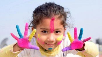 dia de las infancias: por que cambiaron el nombre del dia del nino
