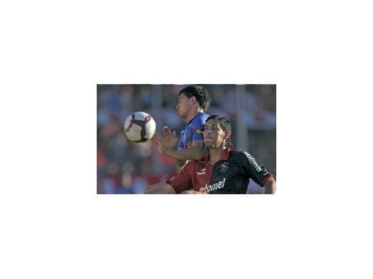Newell´s quiere sacar una ventaja que lo haga viajar tranquilo a Ecuador.