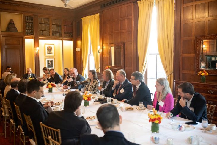 Diana Mondino, ante empresarios en el Council Of Americas.