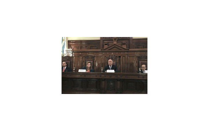 La Corte declaró inconstitucional la nueva ley de subrogancias.