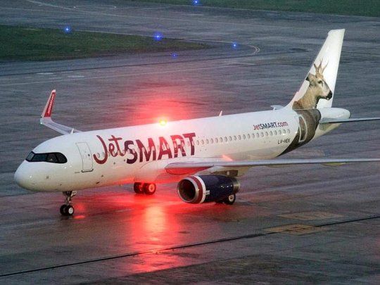JeT Smart avion.jpg