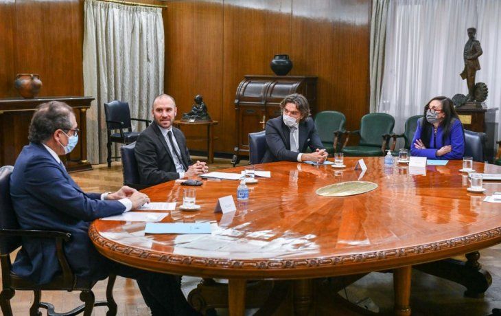 economia firmo acuerdo para desarrollar las finanzas sostenibles en el pais