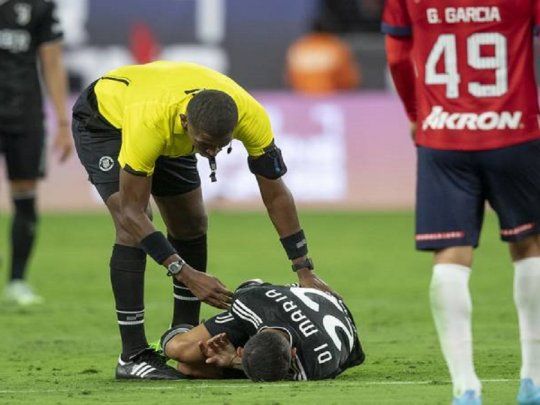 Di María, golpeado.&nbsp;