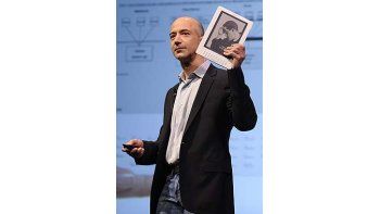 Amazon.com presentó una nueva versión de su dispositivo electrónico para e-books, Kindle.