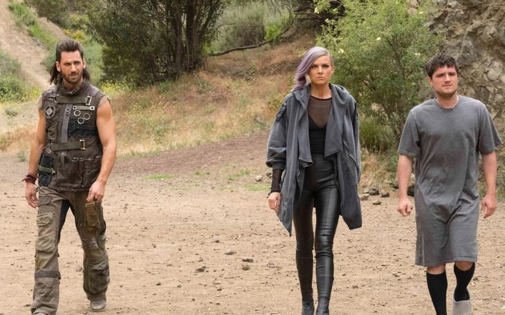 La serie cuenta con tres temporadas y una recepción favorable de la crítica especializada. La serie cuenta con tres temporadas y una recepción favorable de la crítica especializada.