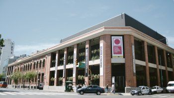 museo de arte moderno. Dependiente de la Ciudad, es uno de los que reabriría limitadamente.
