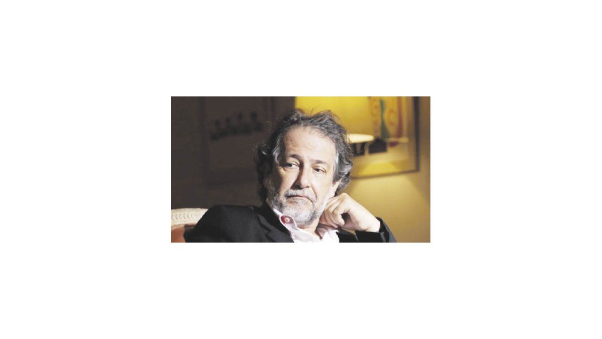 Director Enrique Gabriel celebrates his transition from cinema to literature