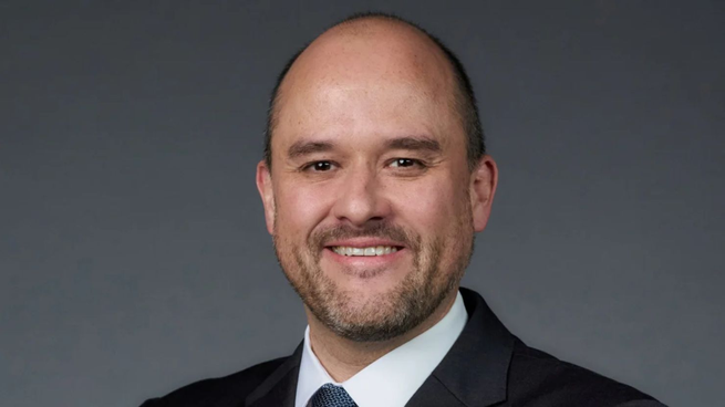 Quién es Iván Espinosa, el nuevo CEO mexicano de Nissan.