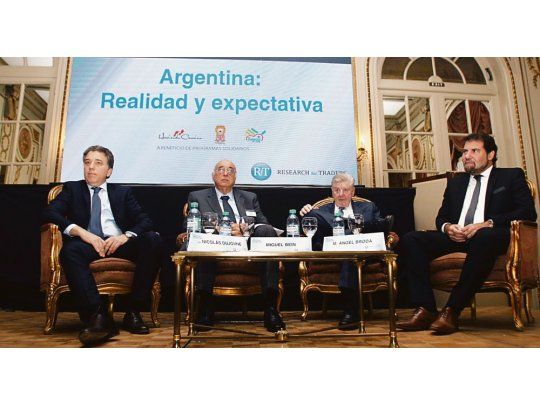 Alerta. Dujovne destacó que las reformas económicas deben ser acompañadas por la sociedad porque si no, Argentina podría “caer en un Gobierno que cierre la economía o utilice el impuesto inflacionario”. Foto: Ignacio Petunchi.