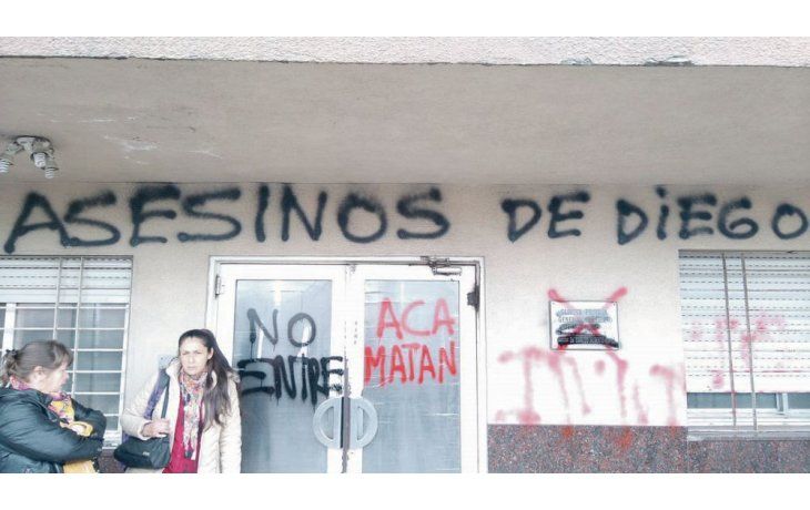 Fue a operarse el tobillo y falleció