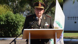 generales retirados respaldaron al militar desplazado por apologia del terrorismo de estado