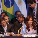 El PJ nacional rechazó la intervención militar estadounidense en Venezuela y advirtió sobre la intención de controlar recursos naturales de la región. El PJ nacional rechazó la intervención militar estadounidense en Venezuela y advirtió sobre la intención de controlar recursos naturales de la región.