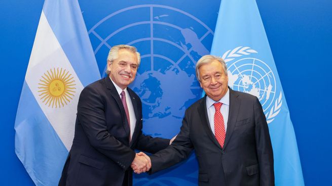 Alberto Fernández junto al titular de la ONU, António Guterres.