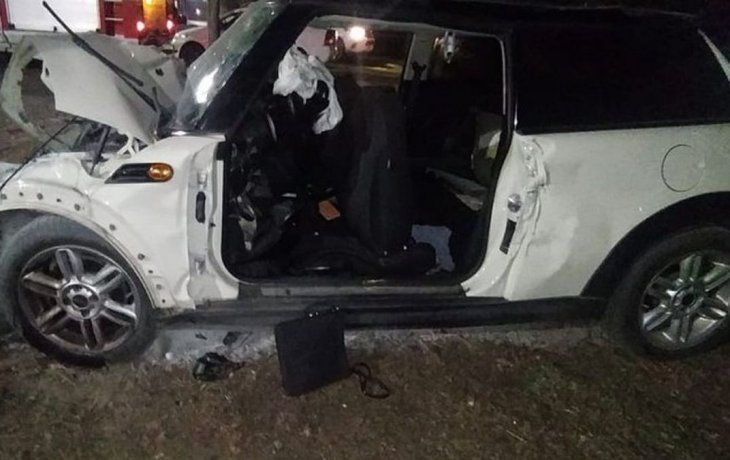 Tragedia en San Pedro: murieron dos adolescentes de 17 años tras chocar contra un árbol
