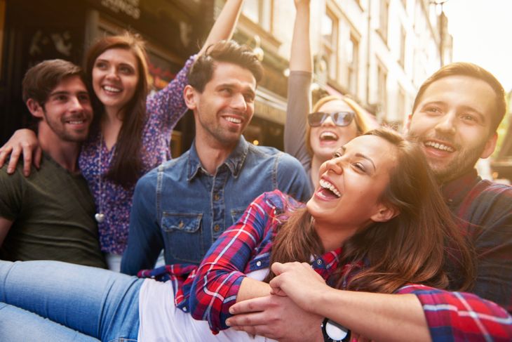 La familia, los amigos, el descanso y una alimentación saludable aparecen entre los factores más asociados a una mejor calidad de vida. La familia, los amigos, el descanso y una alimentación saludable aparecen entre los factores más asociados a una mejor calidad de vida.