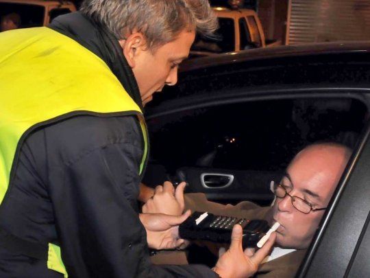 El proyecto busca bajar de 0,5% a cero el porcentaje de alcohol en sangre.