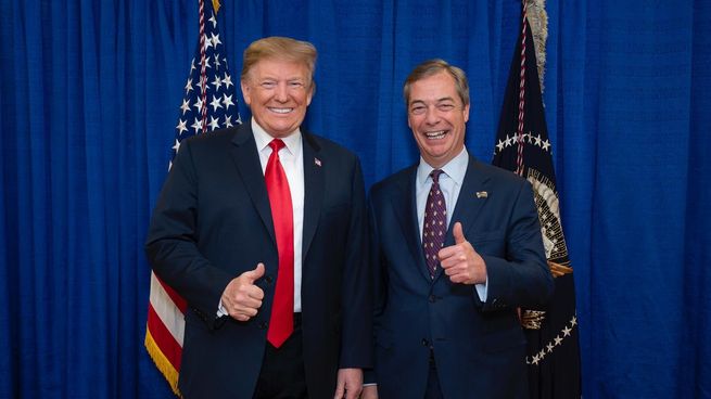 Donald Trump y Nigel Farage.